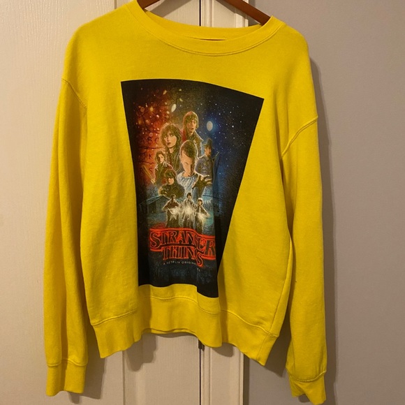 Stranger Things Sweatshirt - Picture 2 of 4